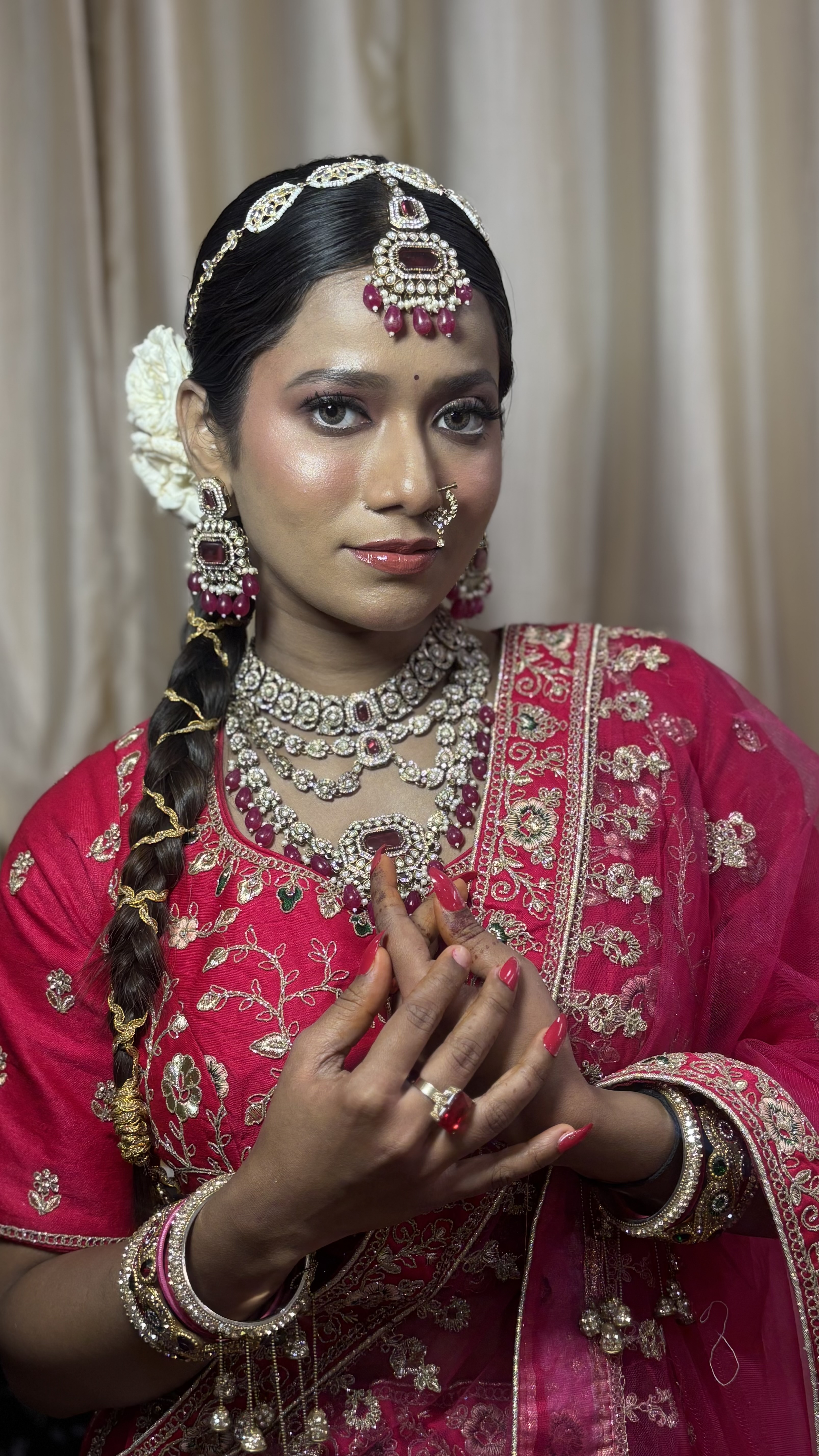 Siddhi Matale makeup gallery